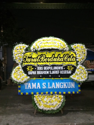 Papan Bunga Duka di Sirnajaya