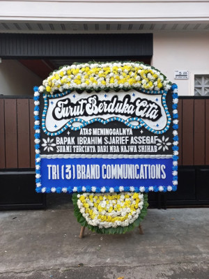 Papan Bunga Duka di Sirnajaya